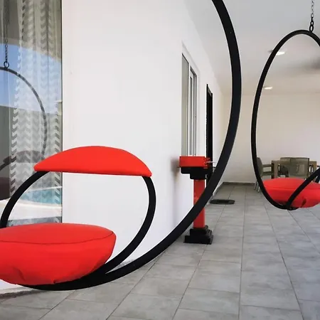 Astonishing With Private Pool In Antalya 3*